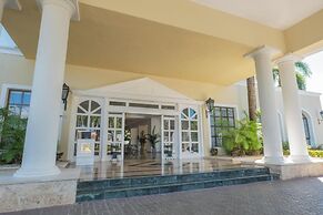 Eurostars Grand Cayacoa