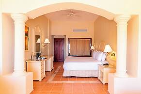 Eurostars Grand Cayacoa