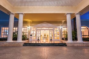 Eurostars Grand Cayacoa