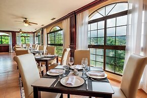 Eurostars Grand Cayacoa
