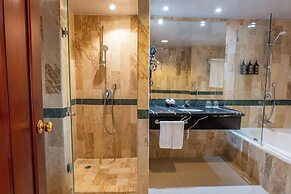 Eurostars Grand Cayacoa