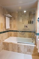 Eurostars Grand Cayacoa