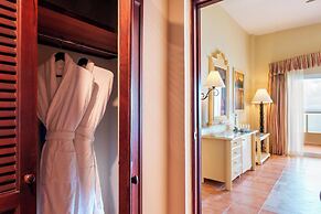 Eurostars Grand Cayacoa