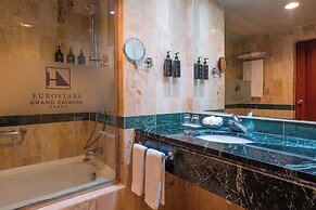 Eurostars Grand Cayacoa