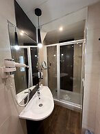 Vintage Paris Gare du Nord by Hiphophostels