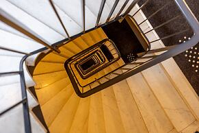 Vintage Paris Gare du Nord by Hiphophostels