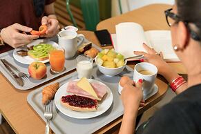 Matabi Hotel Toulouse Gare by HappyCulture