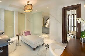 The Ritz-Carlton, Dubai