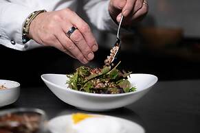 The Ritz-Carlton, Dubai