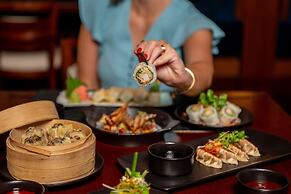 The Ritz-Carlton, Dubai