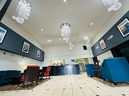 Comfort Inn & Suites Crystal Inn Sportsplex