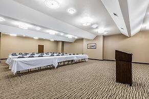 Comfort Inn & Suites Crystal Inn Sportsplex