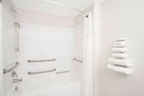 Days Inn by Wyndham Custer