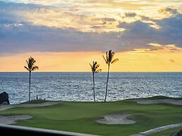Mauna Lani Point