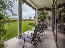 Mauna Lani Point