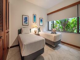 Mauna Lani Point