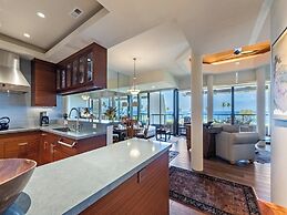 Mauna Lani Point