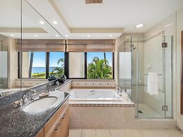 Mauna Lani Point