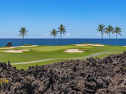 Mauna Lani Point