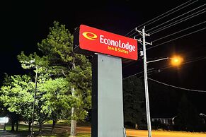 Econo Lodge Inn & Suites