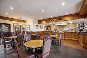 Best Western Corona Hotel & Suites