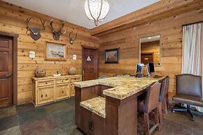 Best Western Corona Hotel & Suites