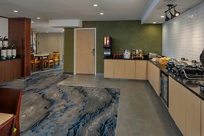 Fairfield Inn & Suites by Marriott Ft. Myers/Cape Coral