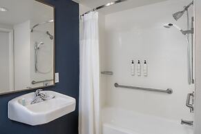 Fairfield Inn & Suites by Marriott Ft. Myers/Cape Coral