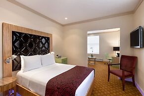 Night Hotel Broadway