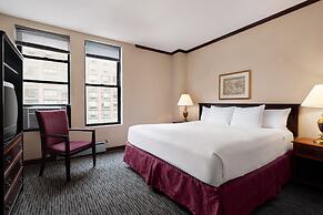 Night Hotel Broadway