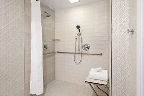 Embassy Suites by Hilton Portland Airport