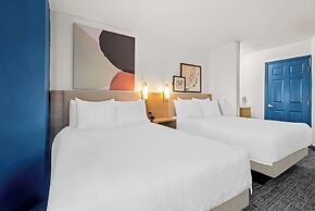 Spark by Hilton Oxford