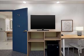 Spark by Hilton Bentonville