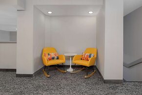 Spark by Hilton Bentonville