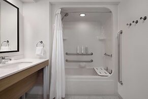 Spark by Hilton Bentonville