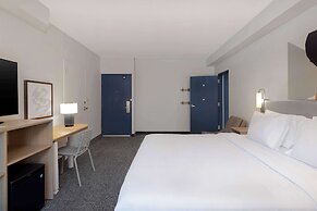 Spark by Hilton Bentonville