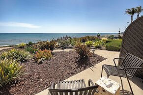 Cottage Inn By The Sea