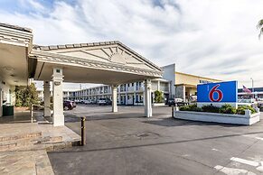 Motel 6 San Rafael, CA