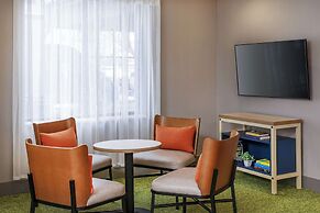 Spark by Hilton Denver International Airport