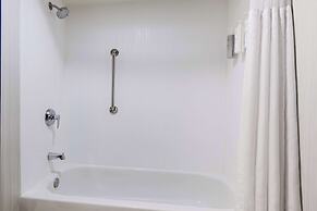 Spark by Hilton Denver International Airport