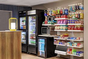 Spark by Hilton Denver International Airport