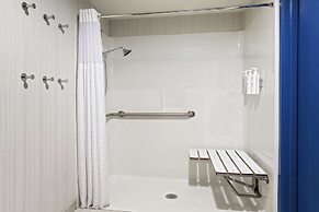 Spark by Hilton Denver International Airport