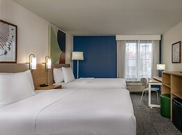 Spark by Hilton Denver International Airport