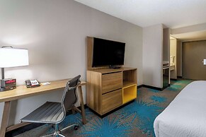 Days Inn & Suites by Wyndham Denver International Airport