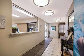 Sonesta Simply Suites Denver West Federal Center