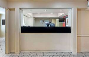 Extended Stay America Select Suites Orlando Southpark