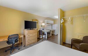 Extended Stay America Select Suites Orlando Southpark