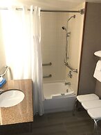 Wingate by Wyndham Convention Ctr Closest Universal Orlando