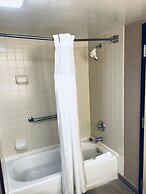 Wingate by Wyndham Convention Ctr Closest Universal Orlando