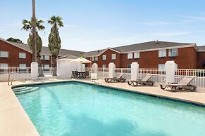 Wingate by Wyndham Savannah I-95 North